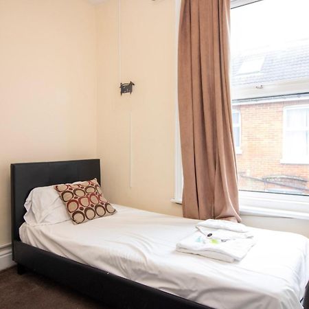 Pebbles Guest House Room 4 Southampton Eksteriør billede