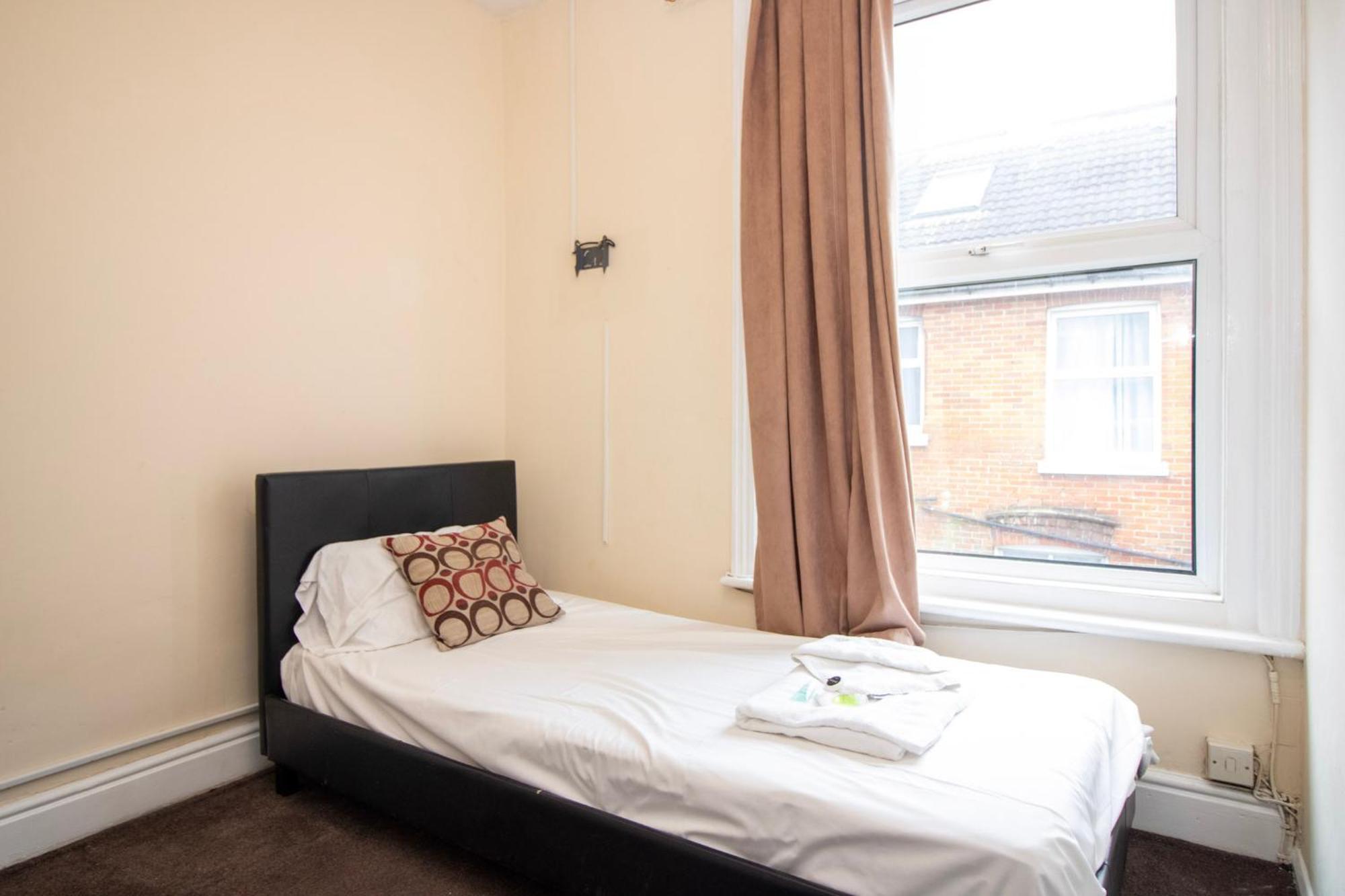 Pebbles Guest House Room 4 Southampton Eksteriør billede