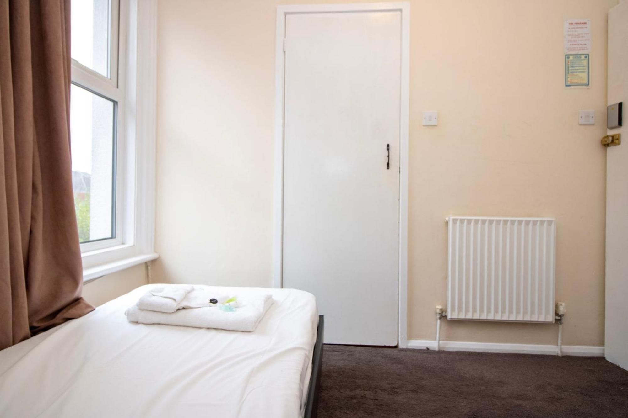 Pebbles Guest House Room 4 Southampton Eksteriør billede